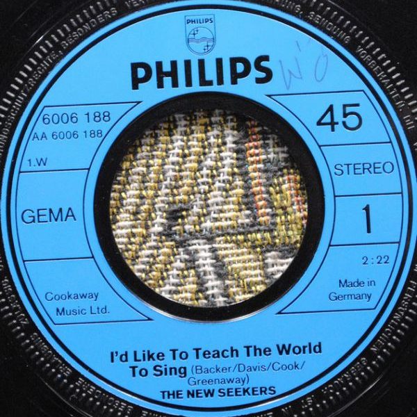 New Seekers ‎– I'd Like To Teach The World To Sing (In Perfect Harmony) 7"