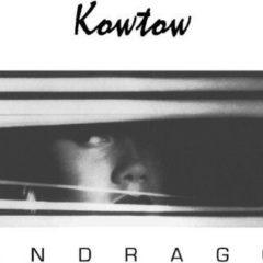Pendragon - Kowtow