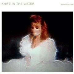 Knife in the Water - Reproduction